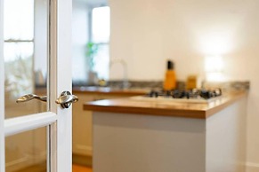 Regal Residence - Metropolitan Luxury