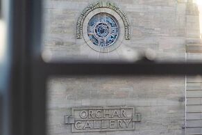 Regal Residence - Metropolitan Luxury