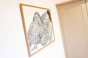 Regal Residence - Metropolitan Luxury