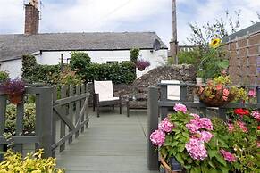 Regal Residence - Metropolitan Luxury