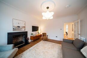 Regal Residence - Metropolitan Luxury