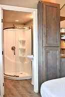 21 Son's Rio Cibolo - Birdhouse Cabin