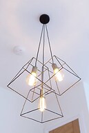 Panmure Apartment - A Glamorous Renovation