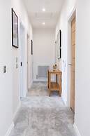 Panmure Apartment - A Glamorous Renovation