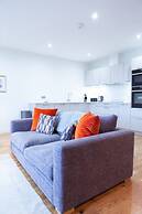 Panmure Apartment - A Glamorous Renovation