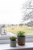 Panmure Apartment - A Glamorous Renovation