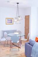 Panmure Apartment - A Glamorous Renovation