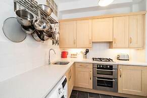 The Palais - Retro Style