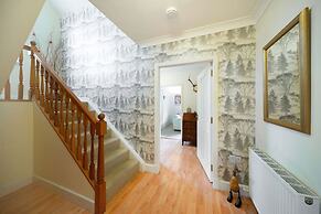 Earnside Cottage - Charming River Views