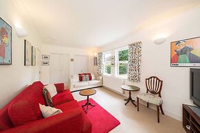 Earnside Cottage - Charming River Views