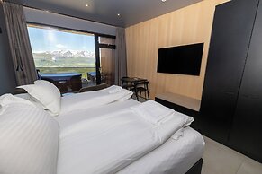 North Mountain View Suites