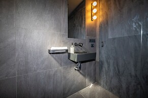 North Mountain View Suites