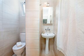 Doras House in Gaios