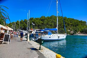 Doras House in Gaios