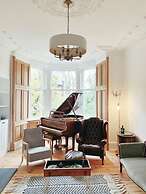 Oakshaw Apartment - Elegant Rustic Apartment in City Centre