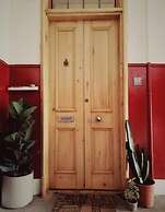 Oakshaw Apartment - Elegant Rustic Apartment in City Centre