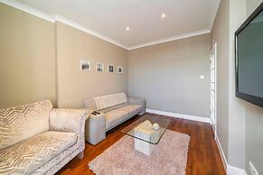 One Shore - Stylish Town House