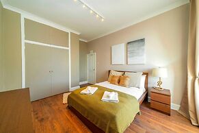 One Shore - Stylish Town House