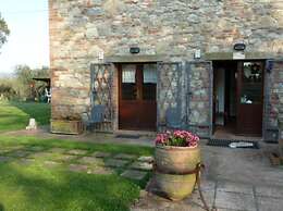 Willow apt With Shared Pool