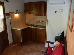 Willow apt With Shared Pool