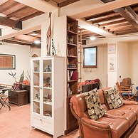 Willow apt With Shared Pool