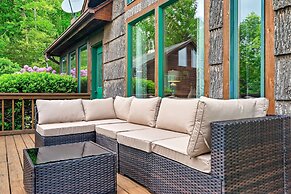 Cosby Contemporary Cabin