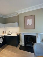 Central 1 Bedroom Apartment in Farringdon