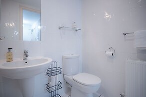 Minarvon - 2 Bedroom Apartment - Saundersfoot