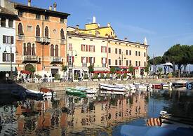 Rustichel Lake View in Toscolano Maderno