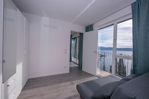 Rustichel Lake View in Toscolano Maderno