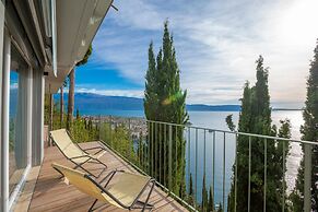 Rustichel Lake View in Toscolano Maderno