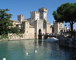 Rustichel Lake View in Toscolano Maderno