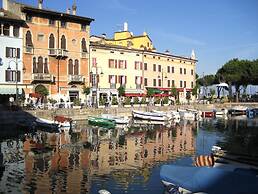 Rustichel Lake View in Toscolano Maderno