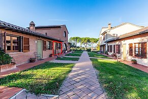 Thyme apt With Shared Pool