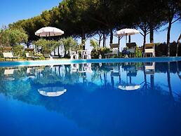 Thyme apt With Shared Pool