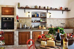 Torre Del Melograno With Heated Pool