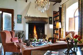 Torre Del Melograno With Heated Pool