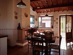 Myrtle apt With Shared Pool