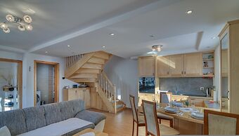 Pool Wellness Chalet Sunshine