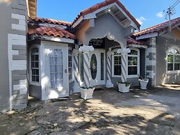 Leisure Duplex At Csompo Silver Manor