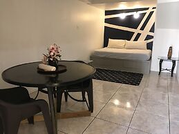 Leisure Duplex At Csompo Silver Manor