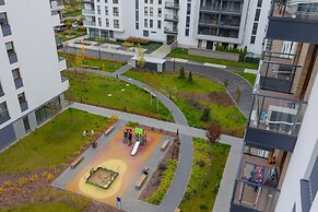 Warsaw Apartment Postępu by Renters