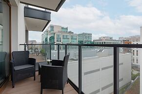 Warsaw Apartment Postępu by Renters