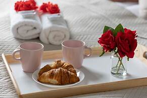 Warsaw Apartment Postępu by Renters