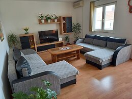 Apartment Dube