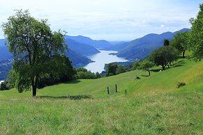 Chalet Cademario in Cademario