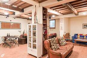 Rosehip apt With Shared Pool