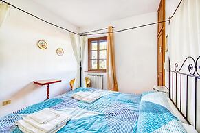 Olive apt With Shared Pool