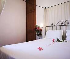 Olive apt With Shared Pool