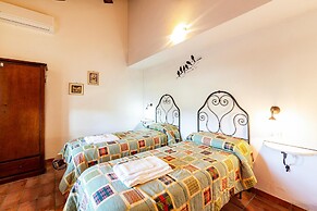 Olive apt With Shared Pool